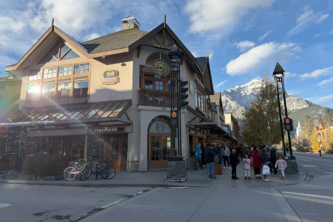 2-3 Days Lake Louise Moraine Gondola Johnston Canyon Icefield - FAQ