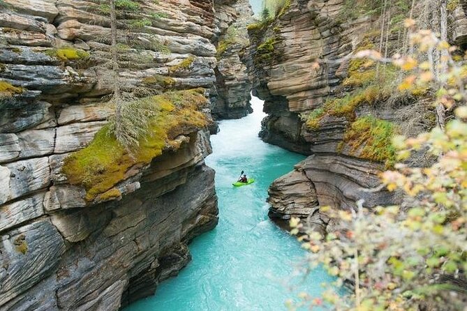 3-Day Rockies Express Tour Package: Banff, Lake Louise and Yoho - Calgary Arrival and Getting Placed for Banff