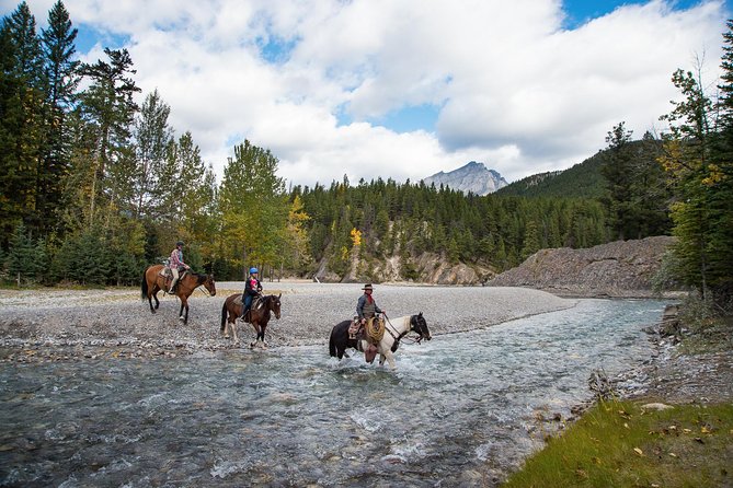 4 Hour Sulphur Mountain Horseback Ride - Getting your gear right: clothes that won’t sabotage your legs
