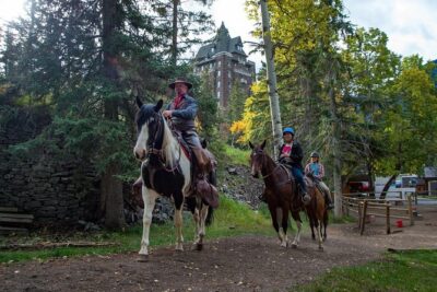 4 Hour Sulphur Mountain Horseback Ride - Meeting at Banff Trail Riders (and why timing matters)