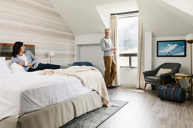 5 Day Rockies Mountains and Glaciers Tour, Icefield Parkway Hotel - Price and Value: What You’re Paying For (and What You Can Skip)