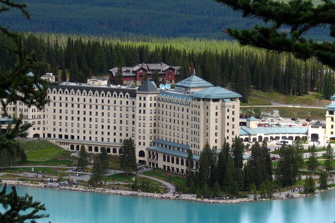 Airport Shuttle: Lake Louise <---> Calgary - Price and Value: Understanding $392.42 for Up to 6
