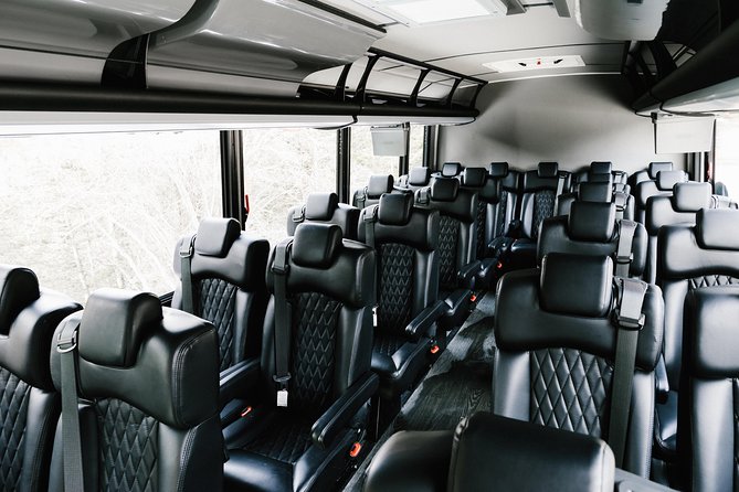 Alberta Transfer: Banff, Jasper, Lake Louise, Calgary - Luggage rules: what’s included, what’s not, and how to avoid surprises