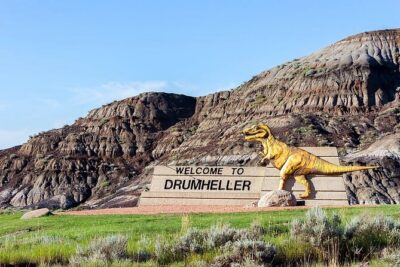 Badlands Tour: Drumheller with Museum, Hoodoos & Dinosaurs - Horseshoe Canyon and the quick hits around town