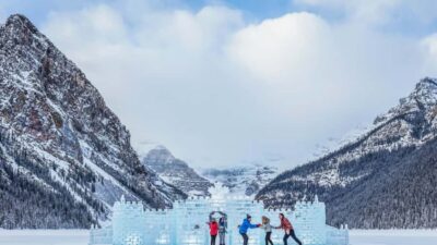 Banff/Calgary/Canmore: Crowfoot Glacier and 5 Lakes Tour - Pickup and timing: Calgary at 8:00, Canmore at 9:30, Banff at 9:50