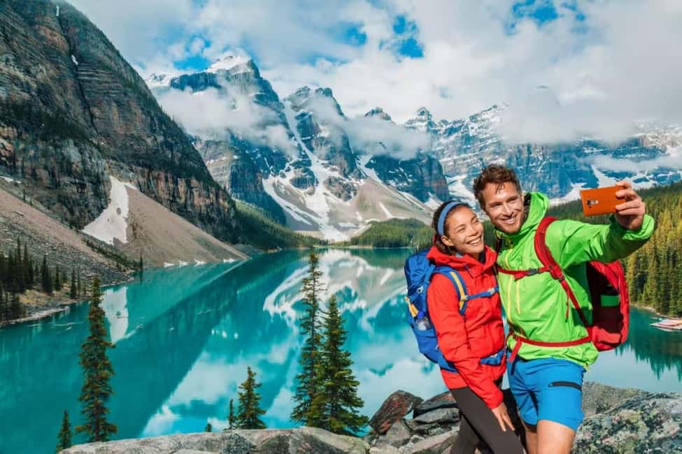 Banff/Calgary:1-Day to Lake Louise,Moraine Lake,Emerald Lake - When Moraine Lake is unavailable: the tour’s smart backup choices