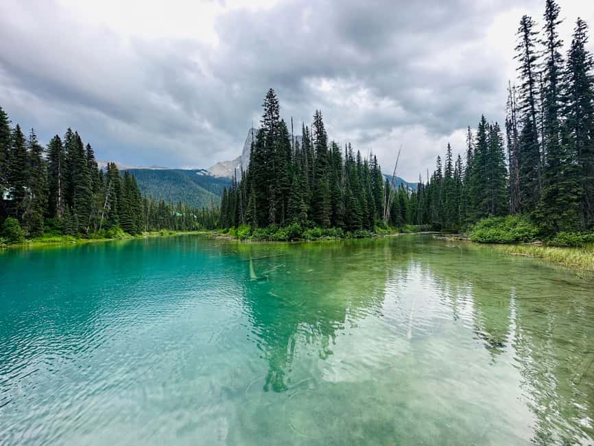 Banff/Calgary:1-Day to Lake Louise,Moraine Lake,Emerald Lake - Moraine Lake access and the permit window: what you’re actually paying for