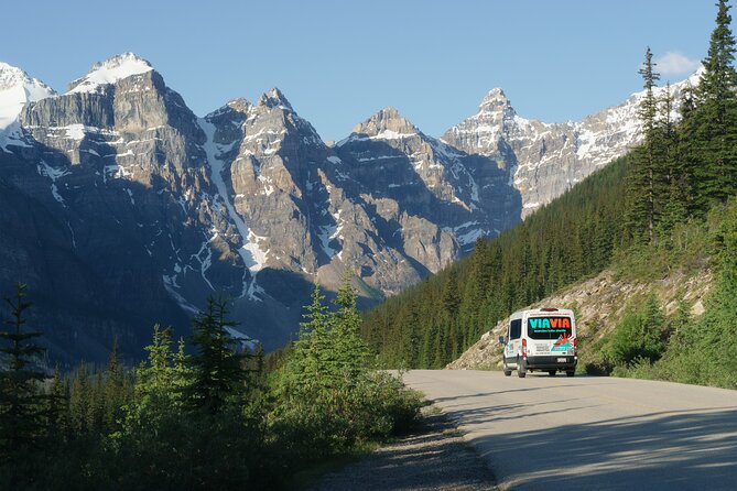 Banff/Canmore: Moraine Lake & Lake Louise Combo Tour - The return loop: Banff and Canmore drop-off and what to expect