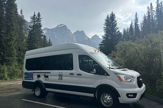 Banff/Canmore Shuttle to Moraine Lake and Lake Louise(1.5h each) - Lake Louise with 90 minutes: plan for photos and a slow walk