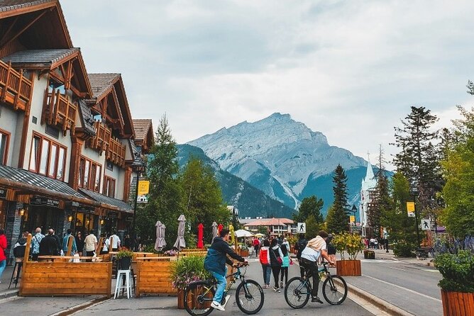 Banff/Canmore:Gondola,Hot Water Spring,Bow Fall,Iconic Lakes Tour - A 10-Hour Sampler of Banff, Lakes, and Viewpoints