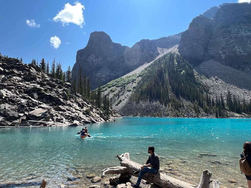 Banff : Day Tour : Lake Louise, Moraine Lake and Peyto Lake - What to expect from the day’s pace (and how to enjoy it)