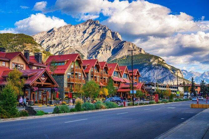 Banff Gondola Lake Minnewanka Johnston canyon and Banff Town - Key highlights worth knowing before you go