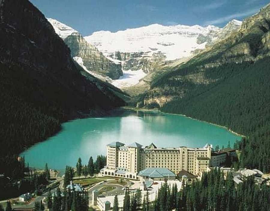 Banff, Lake Louise, Moraine ,Emerald & Johnston Canyon tour - Key highlights I’d chase on this tour