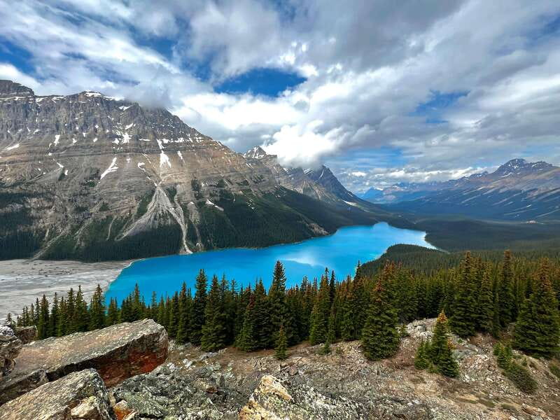 Banff - Lake Louise Moraine Lake and Icefields Parkway Tour - You’ll leave with big views and good context