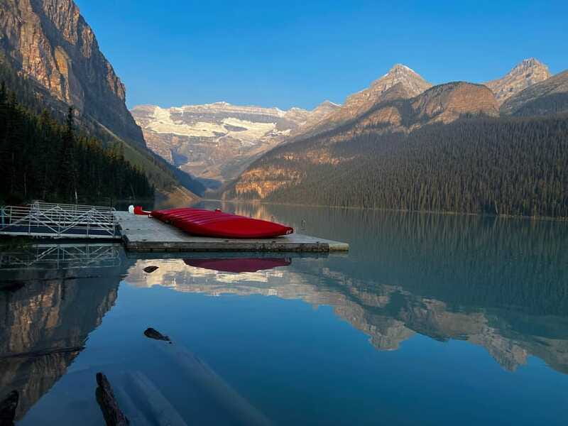 Banff - Lake Louise Moraine Lake and Icefields Parkway Tour - Moraine Lake: the photo stop that actually earns its hype