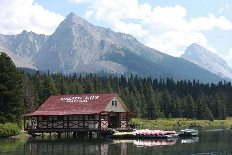 Banff, Yoho, and Jasper 2 Day Private Tour - Yoho National Park: Emerald Lake, Natural Bridge, And Takakkaw Falls