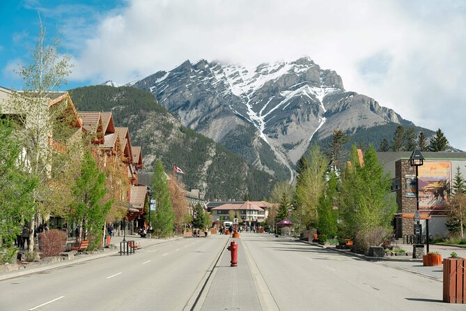 Calgary Airport to Canmore Private Transfer - Who This Transfer Suits (and Who Might Prefer Something Cheaper)
