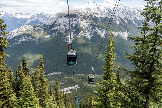 Calgary/Banff: Gondola, Upper Hot Spring, Bow Fall & Top 3 Lakes - Two Jack Lake: quiet lake time with Mount Rundle views