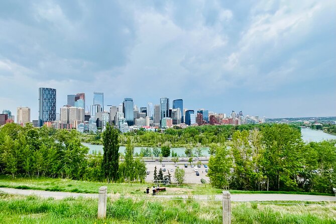 Calgary Best Private Transfer Between Local Airport and Hotels - Timing in the real world: 30 minutes planned, buffer recommended
