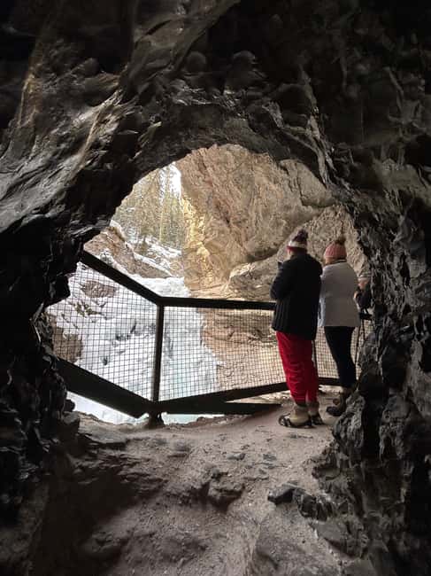 Calgary/Canmore/Banff: BEST of BANFF with LAKES Group Tour - Key highlights at a glance