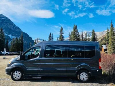 Calgary/Canmore/Banff: BEST of BANFF with LAKES Group Tour - Lake Louise: turquoise water plus the right amount of time