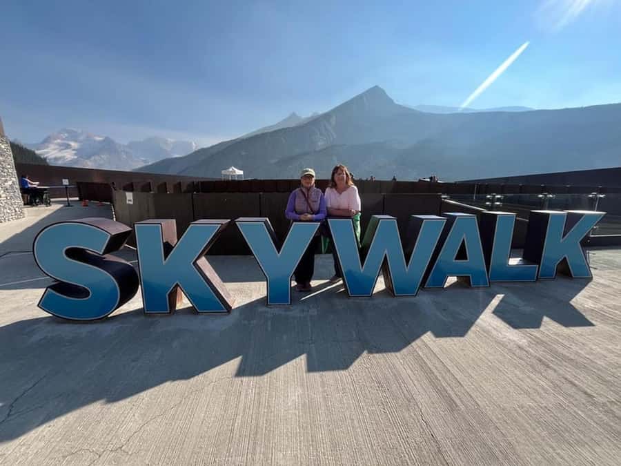 Columbia icefield, Skywalk, Waterfowl, Bow & Peyto Lake Tour - Peyto Lake: turquoise views with a why-you’re-there feeling