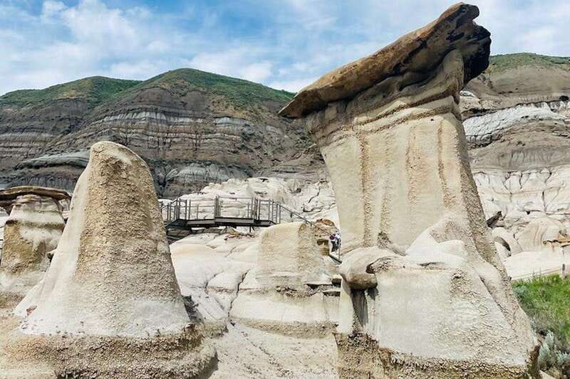 Day of Dinosaurs and Hoodoos From Calgary to the Badlands - Royal Tyrrell Museum: Fossils, Exhibits, and Why It’s the Center of the Day