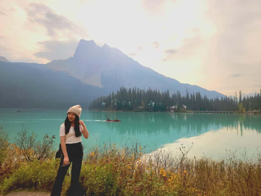 Discover the Best of Banff: Lakes, Mountains, Gondola Ride - Bow Falls: listen first, then shoot