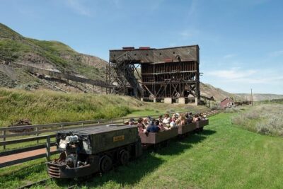 Drumheller: Royal Tyrrell Museum, Hoodoos and Horseshoe Canyon - Calgary Pickup to Horseshoe Canyon: Getting Oriented