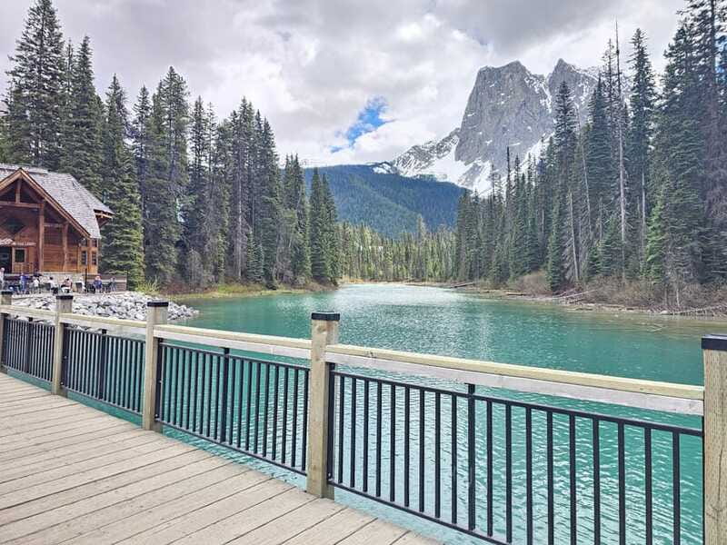 Emerald Lake, Lake Louise, Johnston Canyon & Banff Tour SUV - Natural Bridge, Marble Canyon, and Johnston Canyon: how the day turns into real hiking
