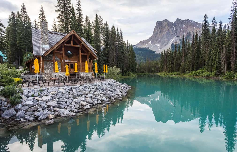 Emerald Lake,Lake Louise JohnstonCanyon&Banff Tour - Pickup and ride style: the day starts before you reach the parks