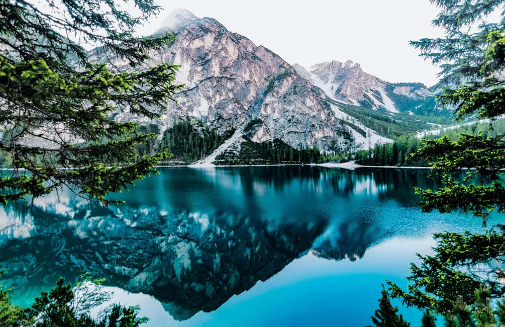 From Banff/Canmore: Moraine Lake, Lake Louise 1.5 hrs Each - Why the Banff to Lake Louise and Moraine Lake Shuttle Works So Well