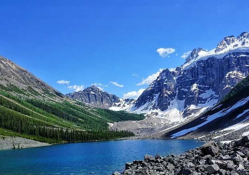 From Banff: Louise & Moraine Lake Guided Hiking Day Trip - Who this tour is best for (and who should choose something else)