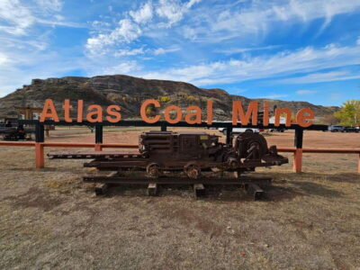 From Calgary: Drumheller Private Tour, Full day sightseeing - Pickup from Calgary, then straight into badlands country