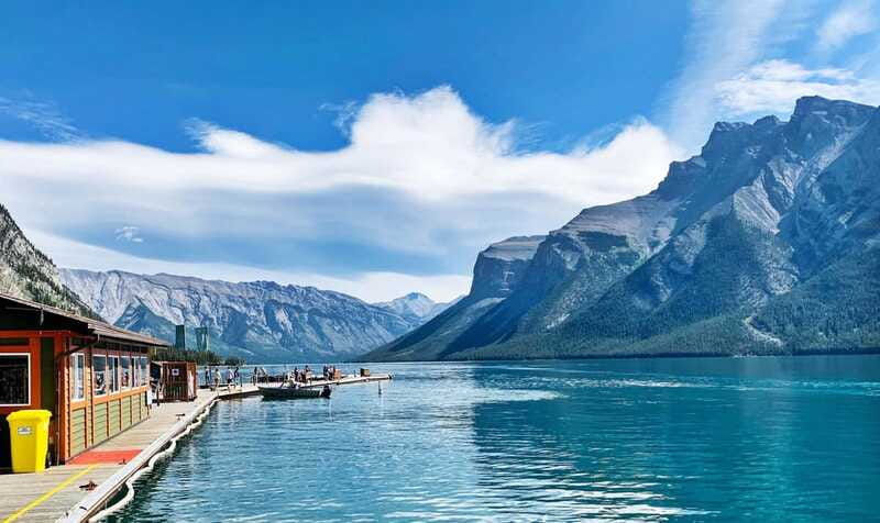 From Calgary: Private Lake Louise and Banff Day Trip - Banff Town for 2 Hours: Enough Time to Actually Feel the Place