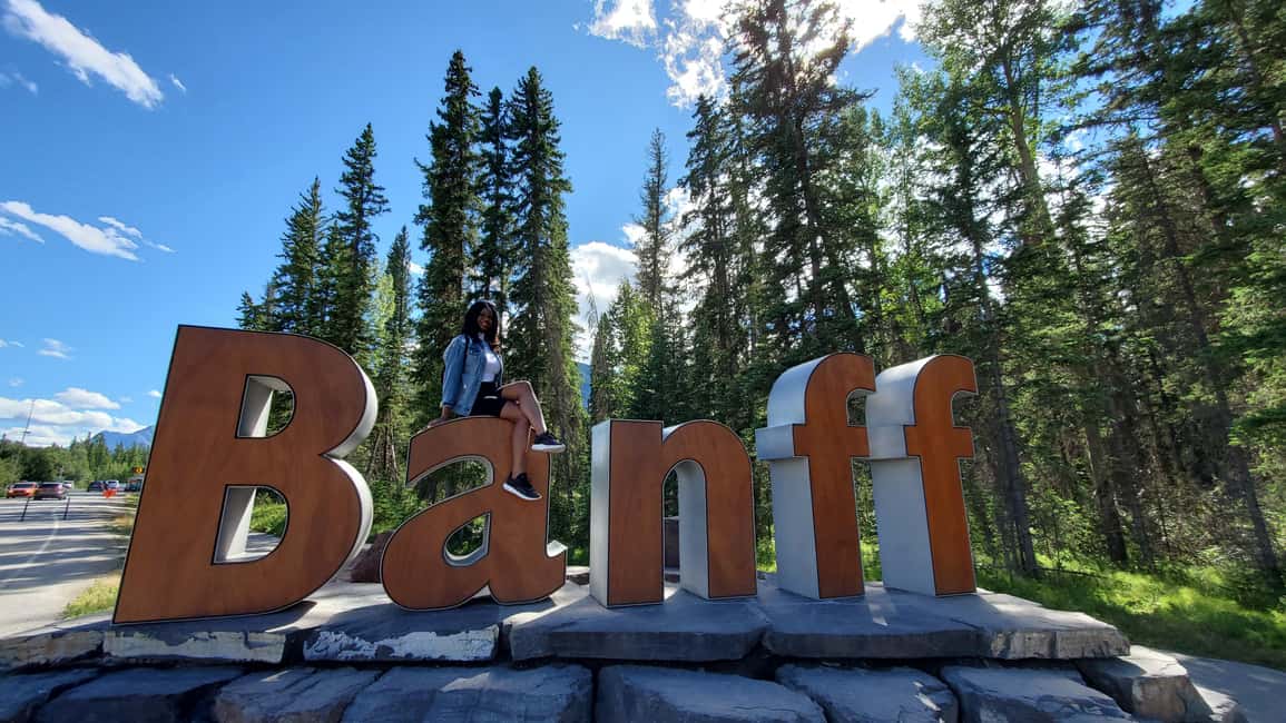 From Calgary to Banff: Day Trip with Wolfdog Sanctuary Visit - Calgary to Banff in One Day: how the timing really feels