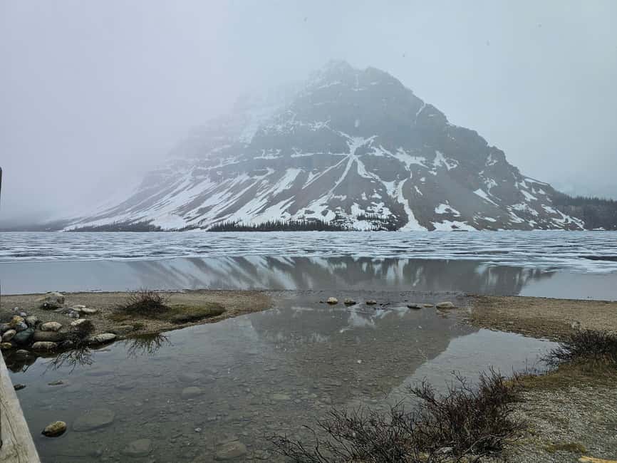 From Canmore/Banff: Icefields Parkway & Abraham Lake Bubbles - Winter Timing: What a 9-Hour Tour Feels Like