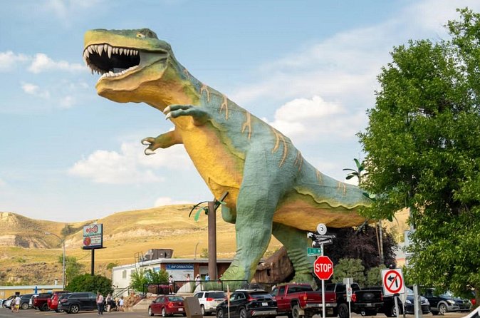 Full Day Drumheller Tour from Calgary by Coach - Wayne ghost town and the Badlands bridge ride