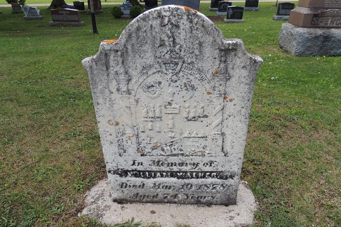 Ghosts of Drumheller: a Smartphone Audio Ghost Tour - Stop-by-stop: hoodoos, hotels, spas, and cemetery details