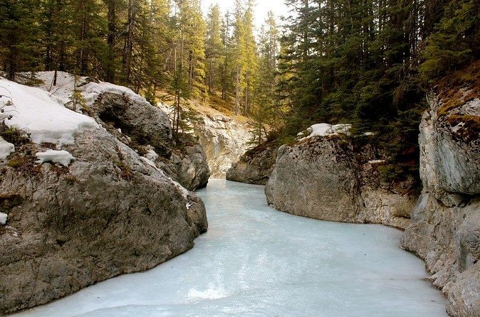 Grassi Lake and Grotto Canyon Hiking Calgary/Canmore/Banff - Timing, pace, and winter comfort on a 6 to 8 hour day