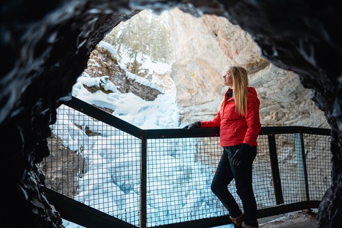 Johnston Canyon Icewalk - What the Hike Really Looks Like (distance, steps, and effort)
