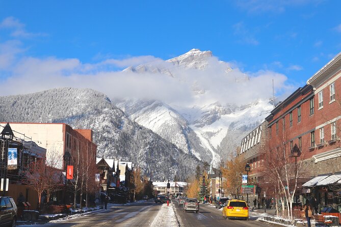 Johnston Canyon, Lake Louise & Banff: Small-Group Day Tour - Lake Louise + Castle Mountain: an icon sandwich that works