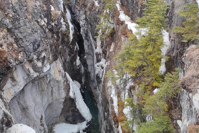 Johnston Canyon, Marble Canyon Hiking and Banff Town day tour - Who this tour suits best (and who should think twice)
