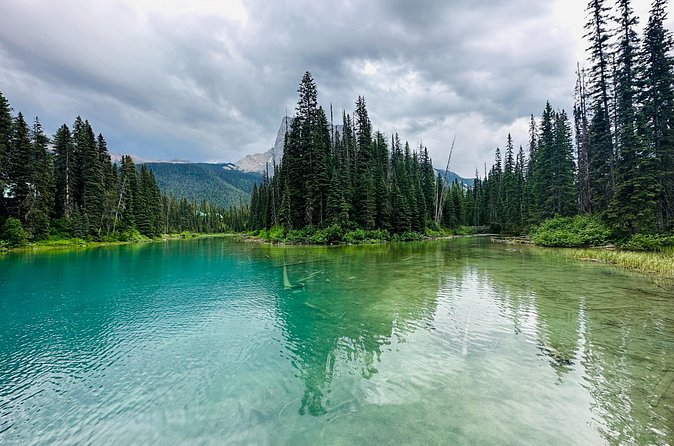 Lake Louise, Moraine Lake 1-Day Trip from Banff/Calgary - Lake Louise Village Lunch Break Without the Wait-and-See