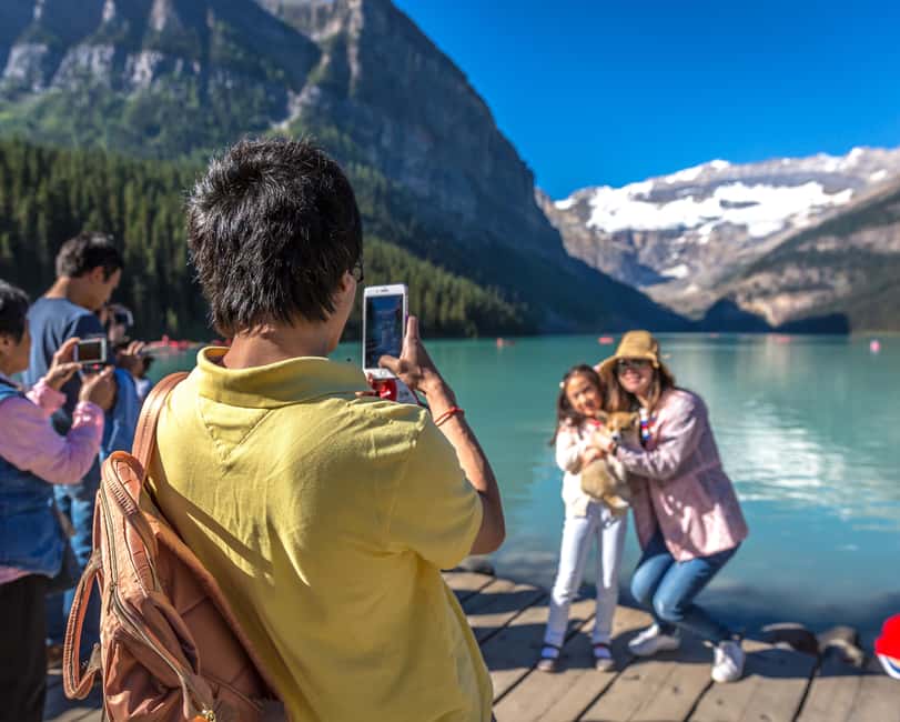 Lake Louise, Moraine Lake, tour from Canmore/Banff - Moraine Lake: Ten Peaks Views and Bright Blue Water
