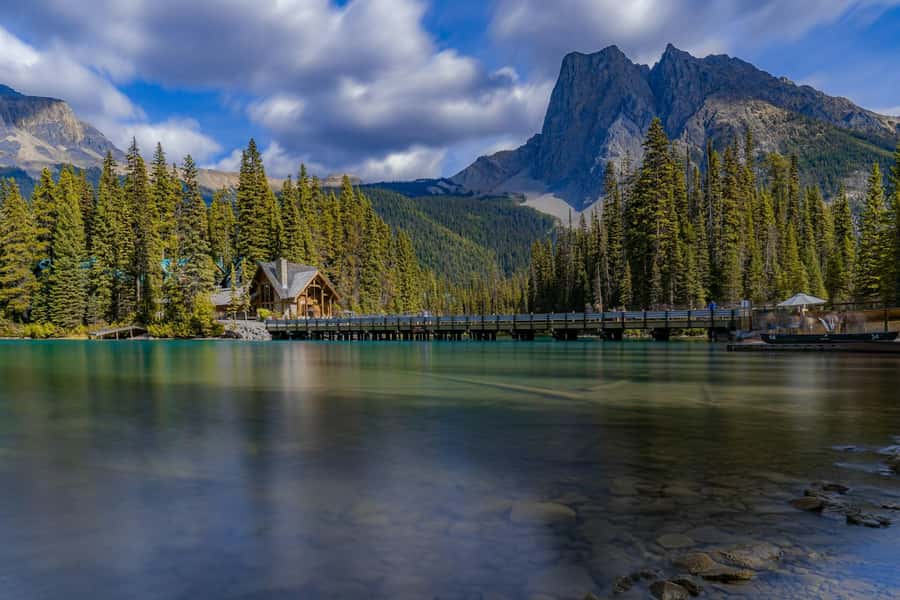 Lake Louise,Moraine,Emerald Lake,Johnston Canyon & BanffTour - Final Call: Should You Book This Lake Louise–Moraine–Emerald–Johnston Canyon Day?