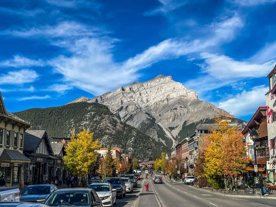 Louise, Moraine/Johnston Canyon, Minnewanka & Banff Town - What This Day Covers: Lake Louise to Lake Minnewanka
