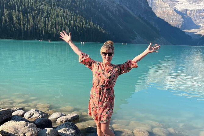 Moraine and Lake Louise with Yoho National Park Private Tour - Pickup around Banff and Canmore, then straight to the scenery