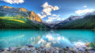 Moraine Lake 1.5hr & Lake Louise Shuttle from Canmore/Banff - Value Check: Is $42 a Good Deal Here?