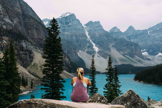 Moraine Lake and Lake Louise Shuttle | End of Summer Seat Sale! - Getting to the Canadian Rockies’ two most famous viewpoints